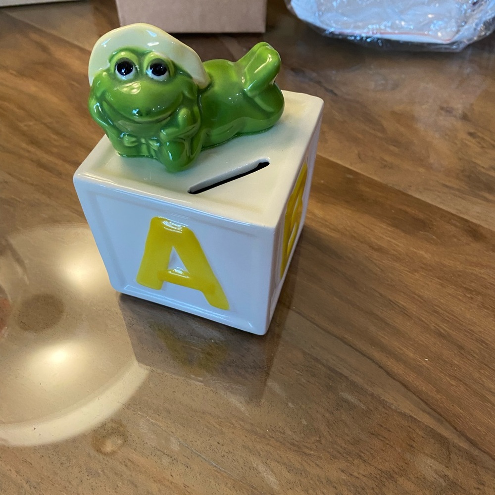 Bank frog